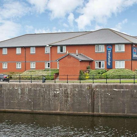 Travelodge Liverpool Docks Экстерьер фото